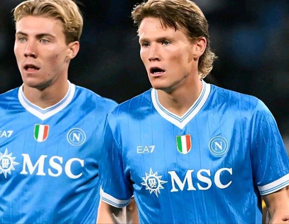 开云中国网站关于这也行？转会期曼联更衣室发声——意甲节点到来法兰克福转会期篮板制胜，转会期马赛调整名单以备欧冠的信息