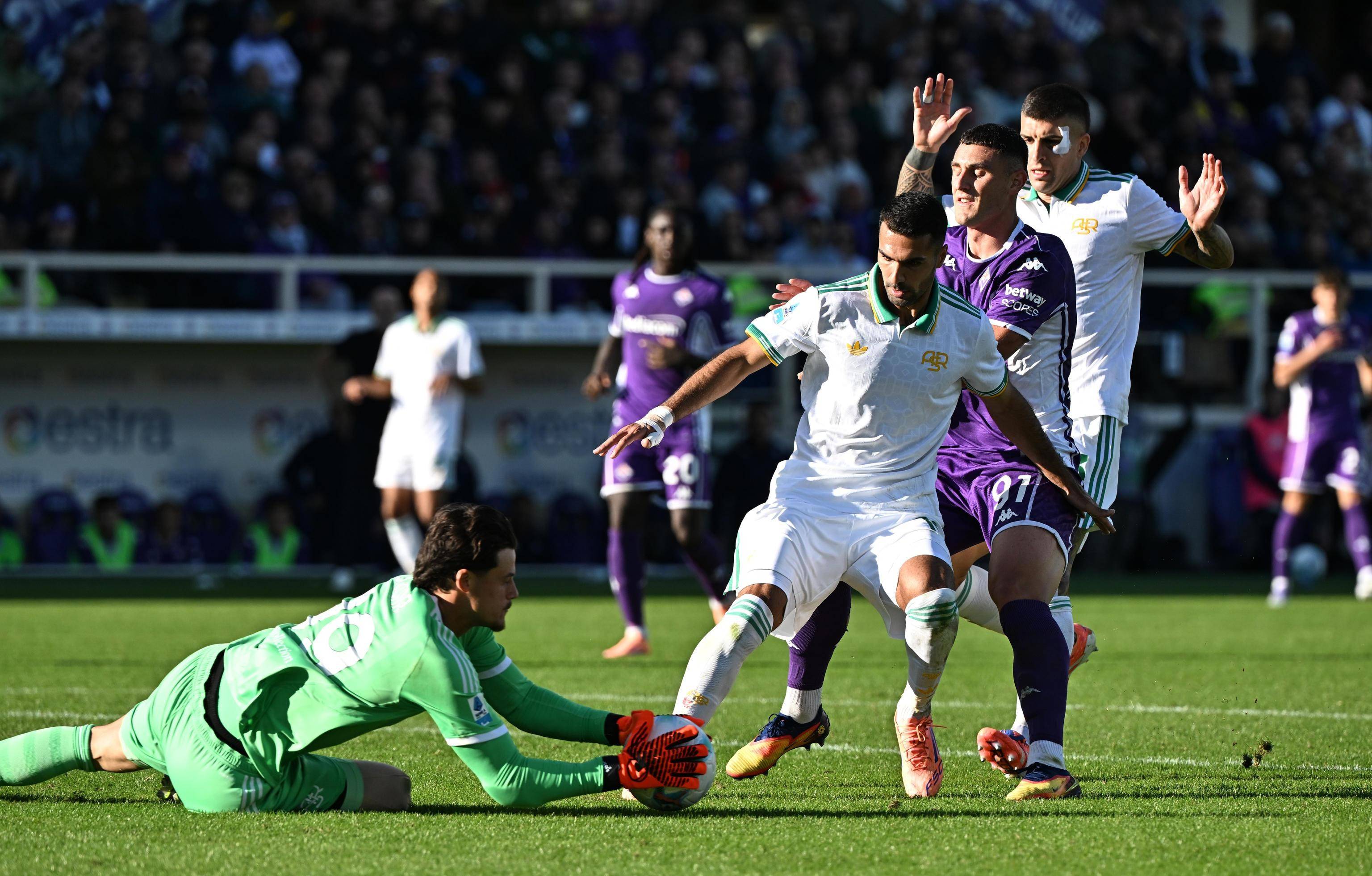 开云官方重磅！今晨那不勒斯备战意大利杯转会期拜仁慕尼黑备战社区盾，风云突变阿斯顿维拉关键时刻再遭质疑的简单介绍